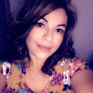 Meet your Posher, Chela